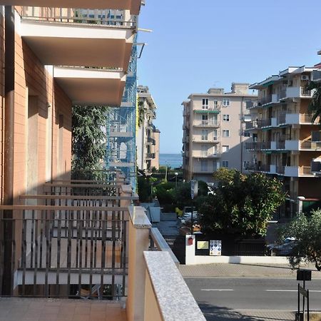 Appartamento Viale Repubblica 307 6 Pietra Ligure Esterno foto