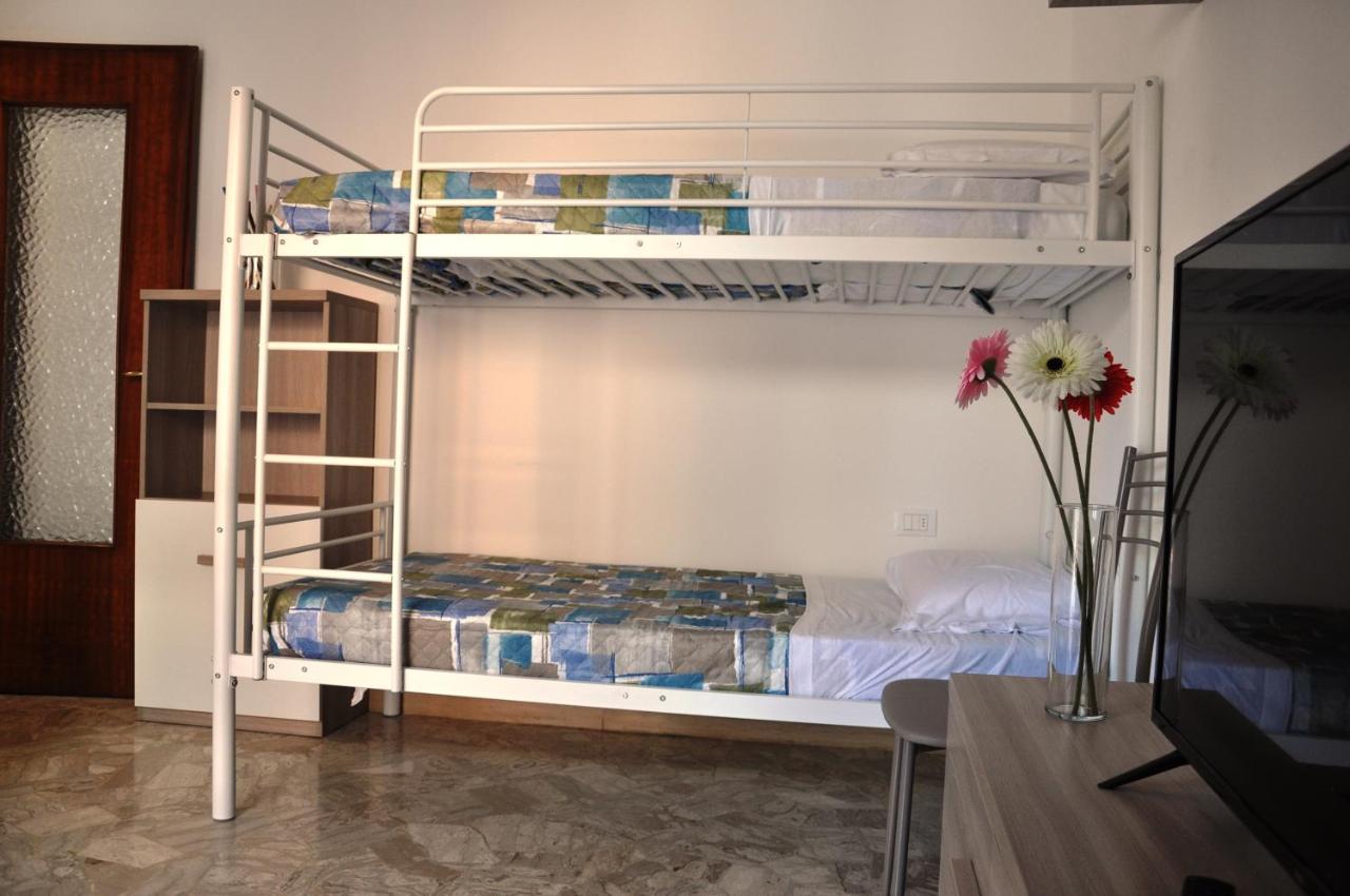 Appartamento Viale Repubblica 307 6 Pietra Ligure Esterno foto