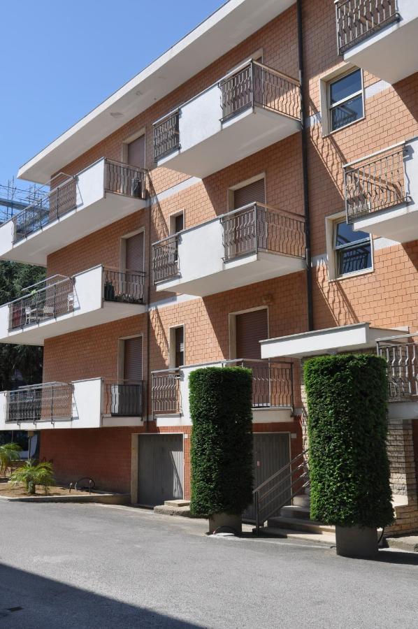 Appartamento Viale Repubblica 307 6 Pietra Ligure Esterno foto