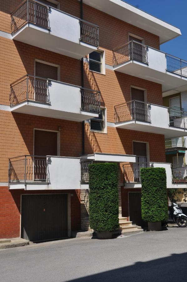 Appartamento Viale Repubblica 307 6 Pietra Ligure Esterno foto